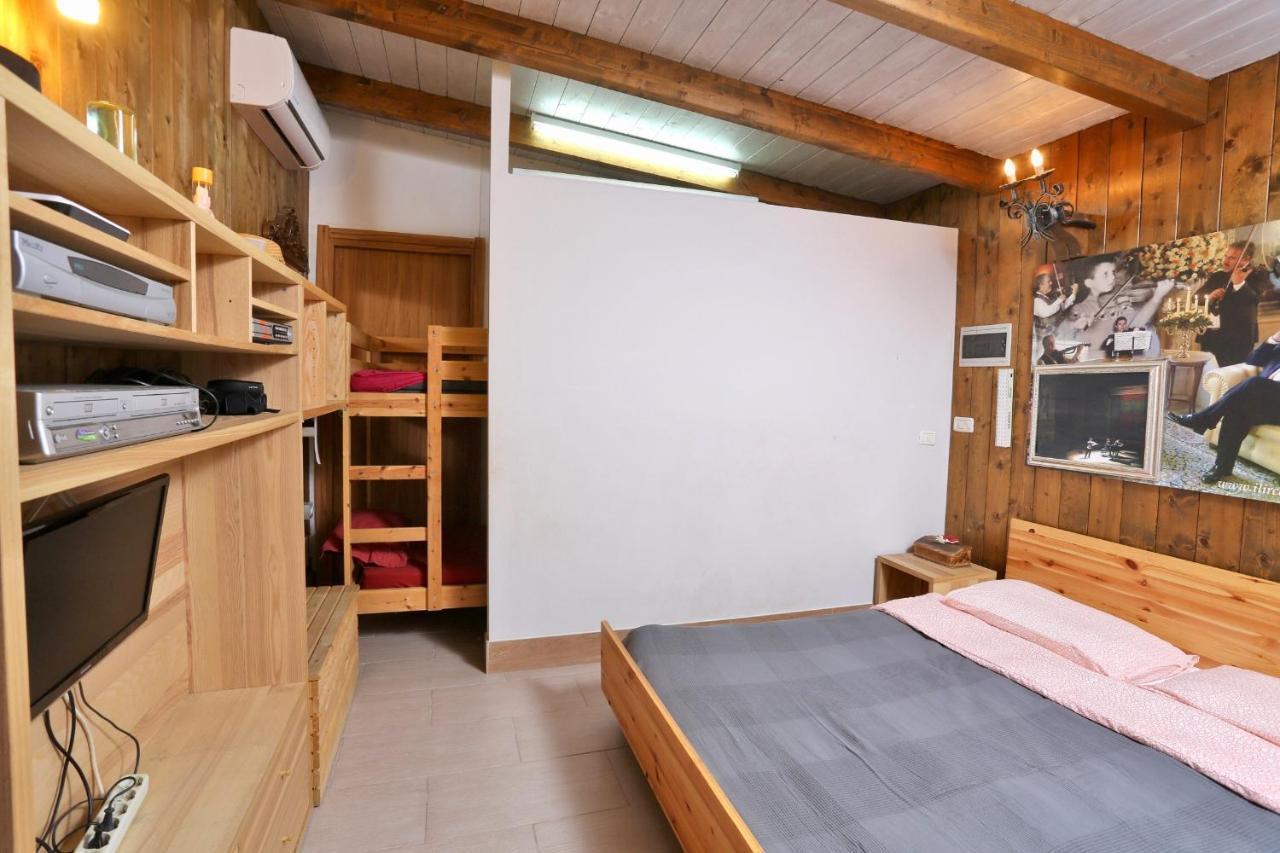 Music House A Castellana Grotte Confinante Via Per Turi 500M Dalle Grotte Eksteriør bilde