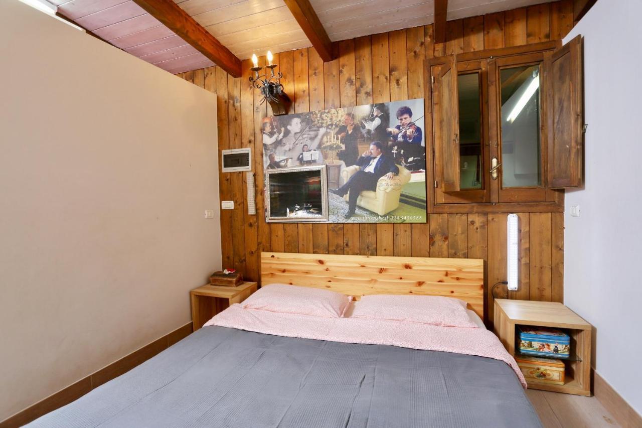 Music House A Castellana Grotte Confinante Via Per Turi 500M Dalle Grotte Eksteriør bilde